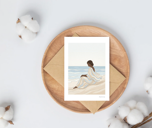 Carte bohème minimaliste – Illustration femme assise bord de mer | Carte décorative élégante – My Positive Energy